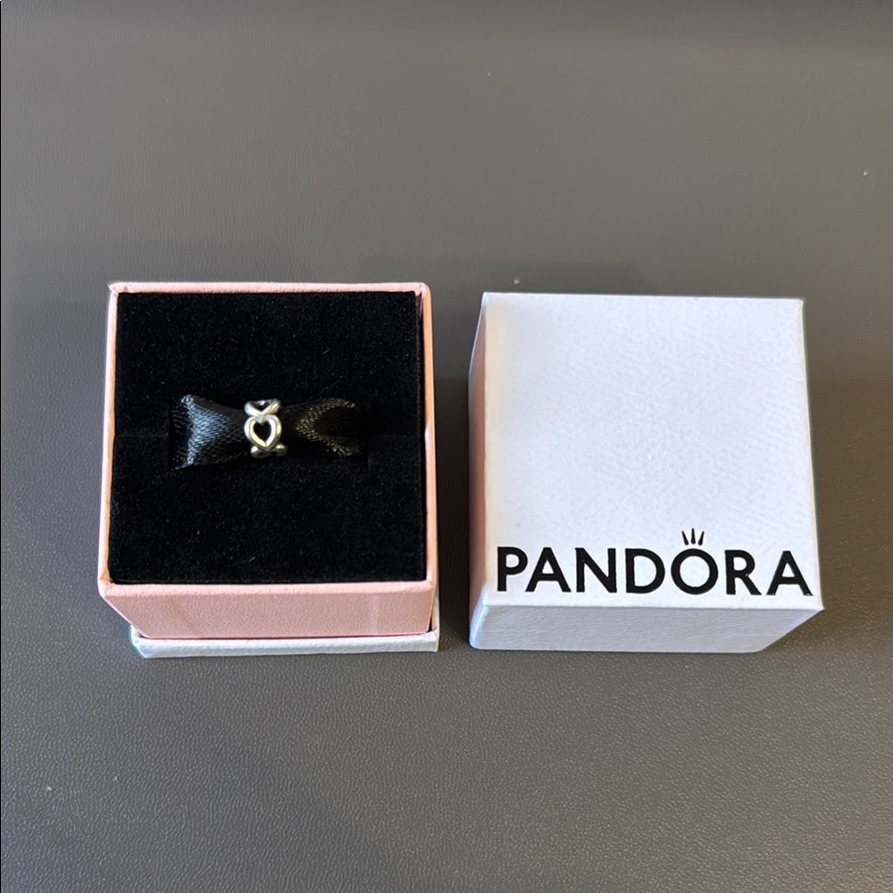 Pandora Silver Heart Spacer Charm 🩶